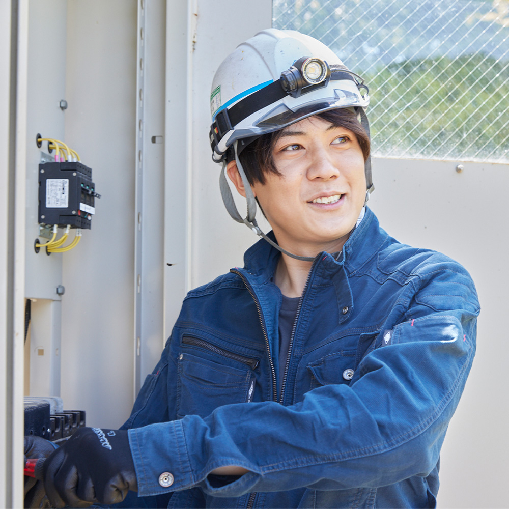 株式会社つむぎ電機の代表取締役、鈴木凌の写真